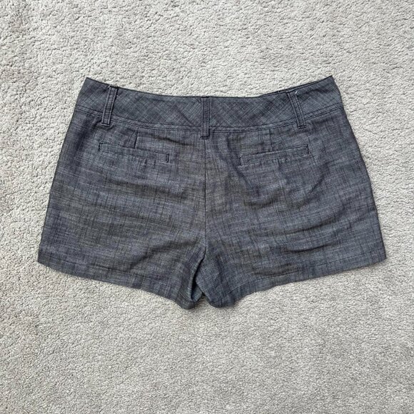 Mini Preppy Shorts - Picture 2 of 4